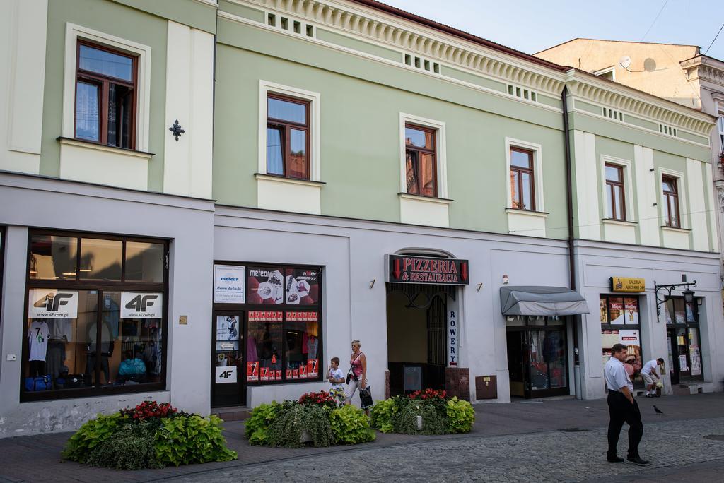 Apartamenty Walowa 4 Tarnów Eksteriør billede